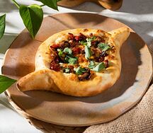 Хачапури По-Аджарски с овощами