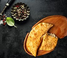 Чебурек с бараниной