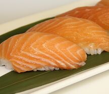 Суши Лосось