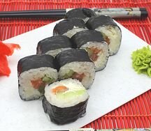 Ролл фирменный Сливочный лосось