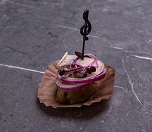 Закуска с сельдью