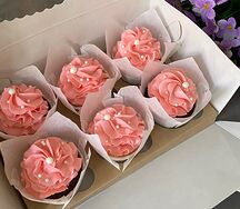 Капкейки с розовым кремом