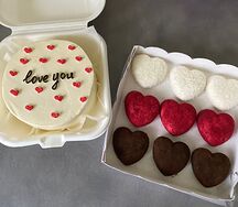 Бенто-торт Love you и конфеты птичье молоко