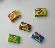 Жвачки love is