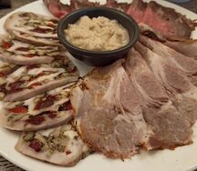 Мясное ассорти собственного приготовления