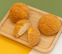 Профитроль с сырным кремом