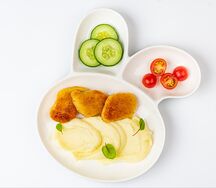 Картофельное пюре с наггетсами
