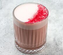 Пряный раф с малиной