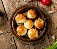 Шампиньоны на кеци