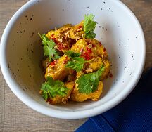 Цыпленок карри с арахисом