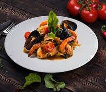 Паста Феттуччине с морепродуктами