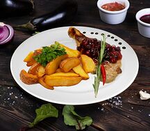 Стейк из cвинoй корейки