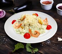 Салат Цезарь с креветками