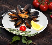 Мидии тушеные