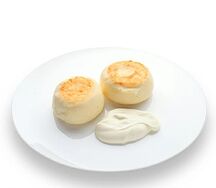 Сырники со сметаной