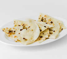 Фокачча с оливками и вяленными томатами