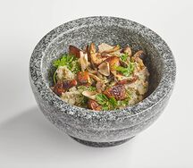 Картофель, толченый на углях с миксом грибов и трюфелем