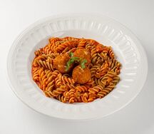 Фузилли с аранчини из курицы и сыра