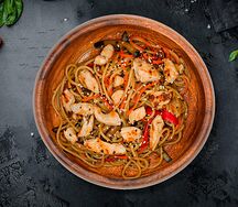 Лапша пшеничная с курицей