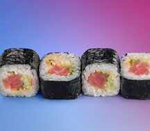 Ролл с тунцом и соусом спайси