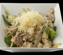 Теплый салат с куриной печенью