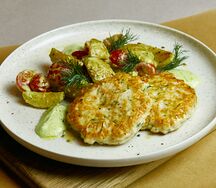 Рубленые куриные котлеты с картофелем