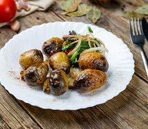Картофель молодой на мангале
