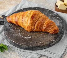Круассан с маслом