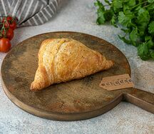 Самса с сыром сулугуни