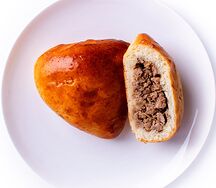 Пирожок с говядиной