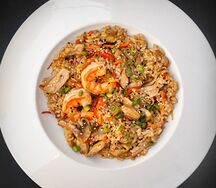Рис с курицей и креветками
