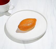 Пирожок с мясом и луком