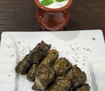 Долма из винoградных листьев