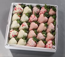 Клубника в шоколаде Розовый градиент L