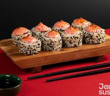 Ролл Ya запеченный с копченым угрем под сырным соусом