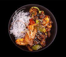 Вок с морепродуктами