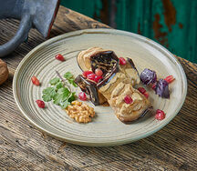 Баклажан с грецким орехом