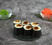 Мини-ролл с угрём