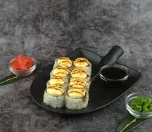 Запечённый ролл с курицей