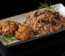 Куриные котлеты с гречей и грибами