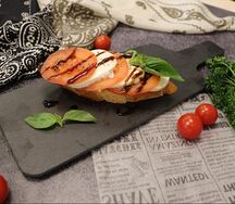 Брускетта Капрезе