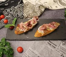 Брускетты Вителло тоннато