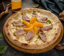 Пицца с уткой
