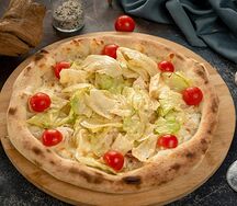 Пицца Цезарь с курицей