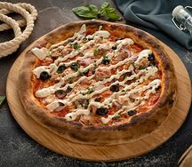 Пицца с тунцом