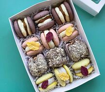 Осеннее ассорти макарон M