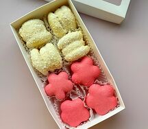 Сет макаронс Рафаэлло и Клубнично-кокосовое мороженое S