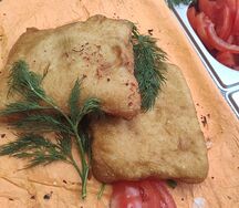 Пирожок с картошкой и сосиской