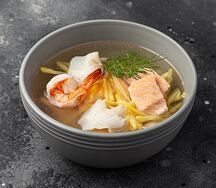 Ушица из окуня с лососем