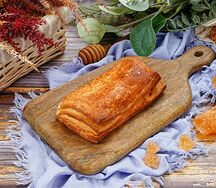 Слойка со смородиной